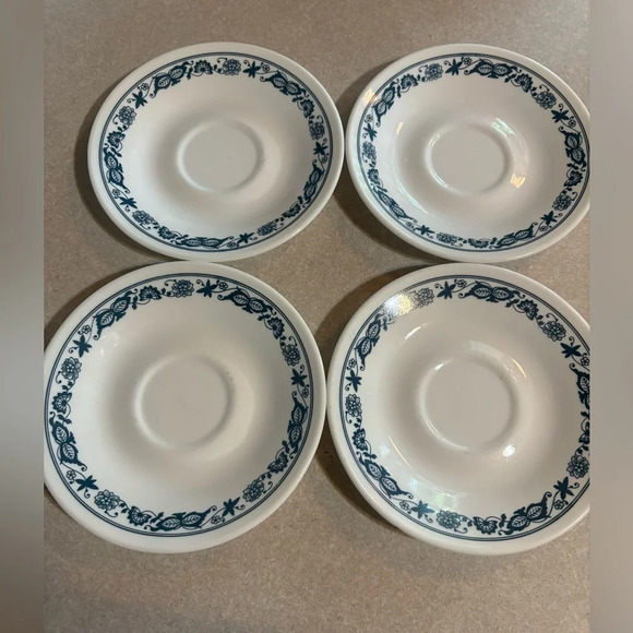 CORELLE by Corning: OLD TOWN BLUE ONION - 4 SAUCERS - Picture 2 of 5